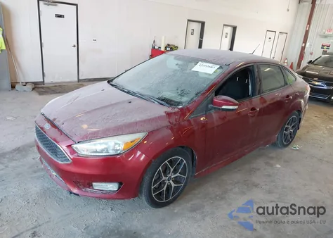 2015 Ford Focus Se z USA, uszkodzony, nr VIN 1FADP3F27FL287017